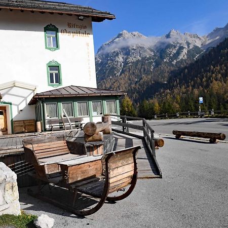 Ristorante Rifugio Ospitale Hotel กอร์ตินาดัมเปซโซ ภายนอก รูปภาพ