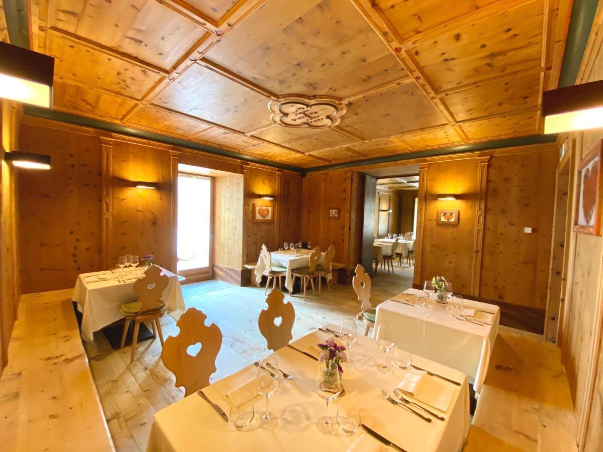 Ristorante Rifugio Ospitale Hotel กอร์ตินาดัมเปซโซ ภายนอก รูปภาพ