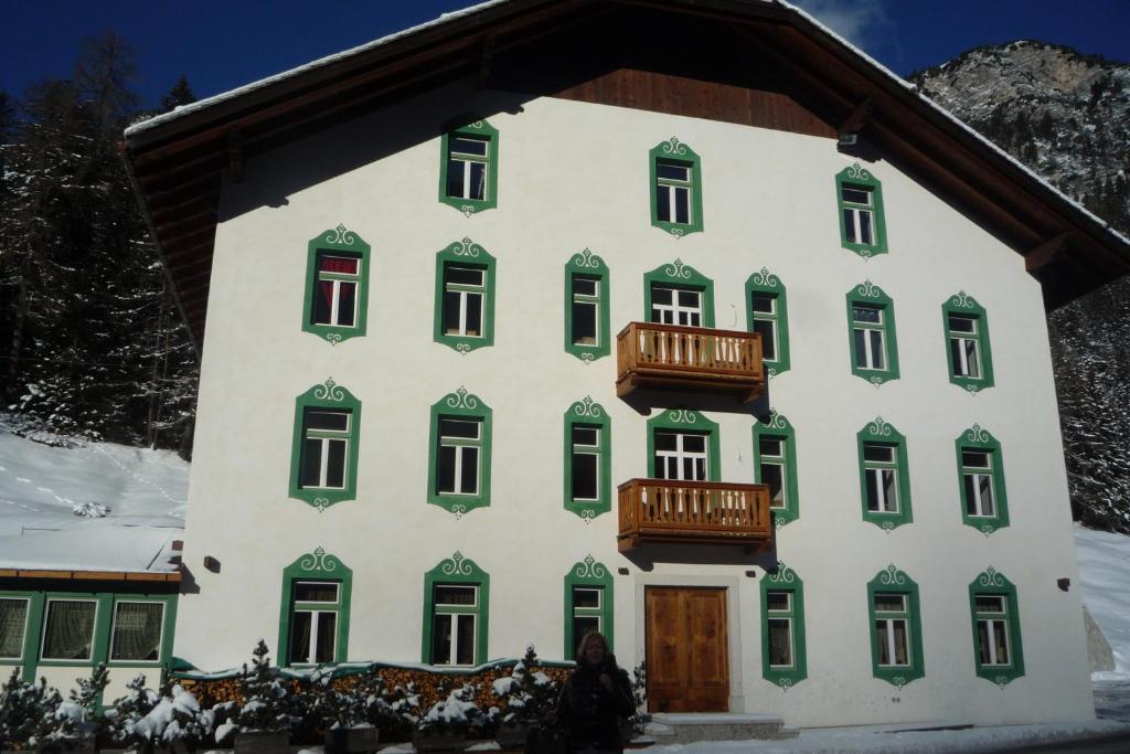 Ristorante Rifugio Ospitale Hotel กอร์ตินาดัมเปซโซ ภายนอก รูปภาพ